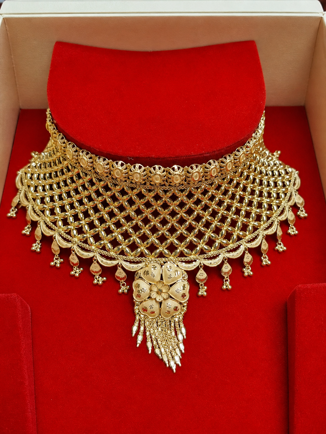 Kundan Bridal Choker